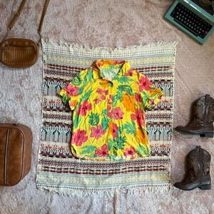 3 FOR $15 DEAL / Hawaiian Tropical Shirt Womens Size Small -‎ PVBUNDLE